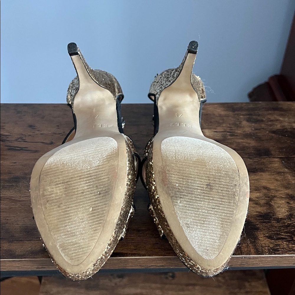 ELLE women’s Gold and Black Heels- size 7.5 - Picture 6 of 7
